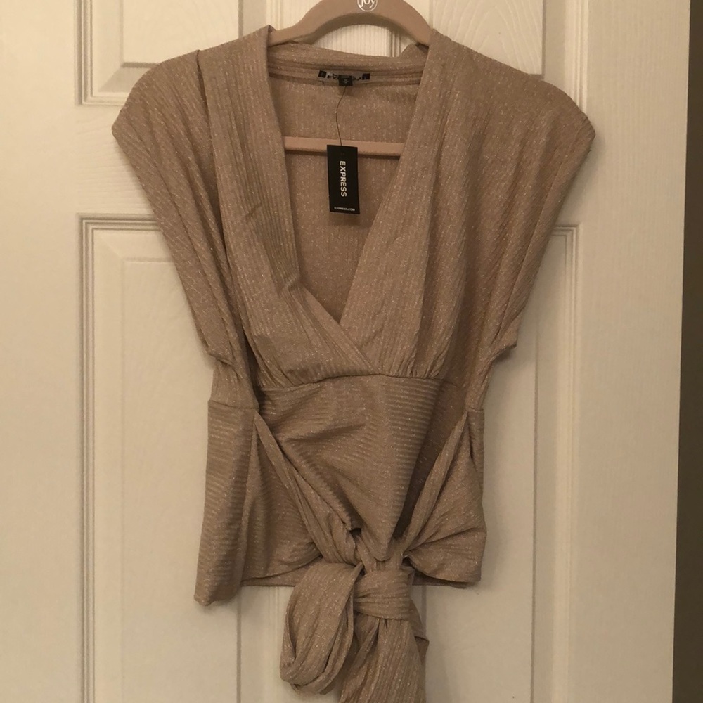 Express gold wrap top
